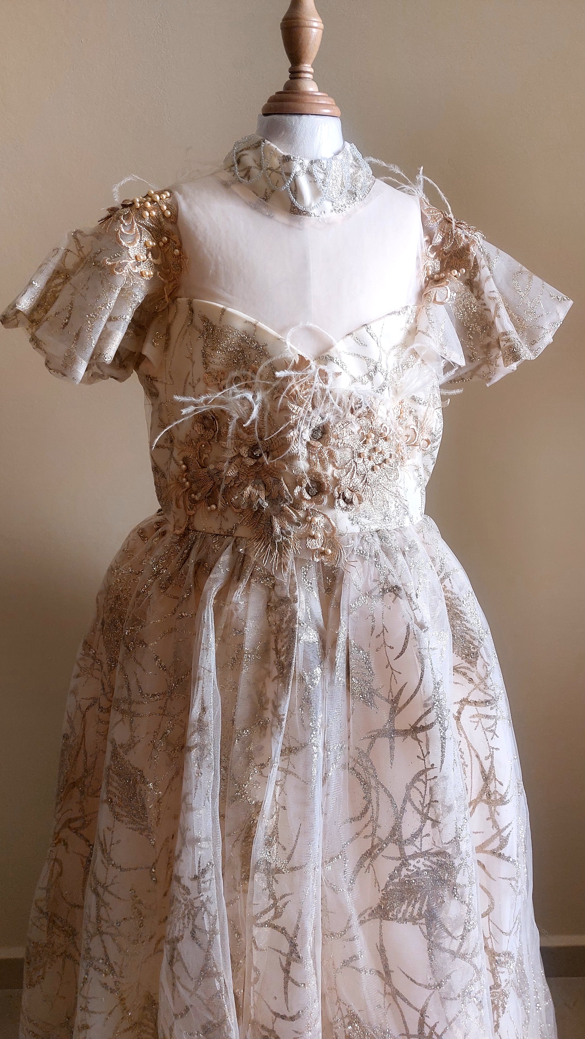Golden Feather Elegance Dress